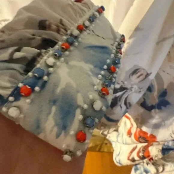 Moda Luxe Blue and White Floral V-Neck Bishop Sleeve Blouse - Picture 1 of 7